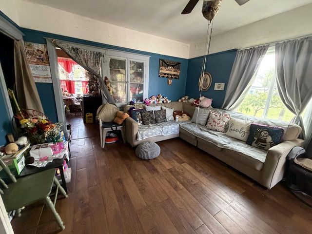1315 67th PLACE, Kenosha, WI 53143