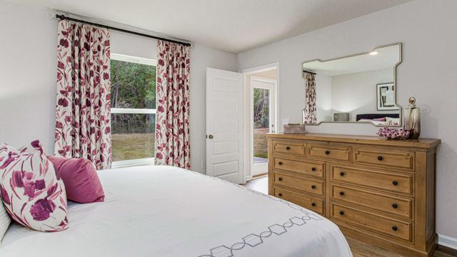 6513 Firefly Drive, Milton, FL 32583