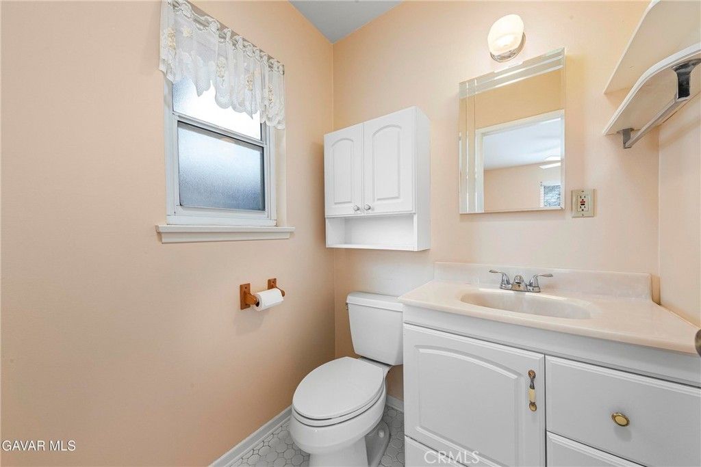 Image 12 of property listing at 2149 E Avenue Q1, Palmdale, CA 93550