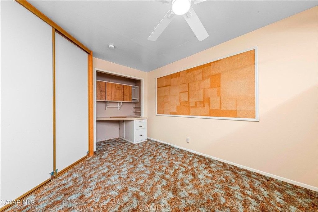 Image 18 of property listing at 2149 E Avenue Q1, Palmdale, CA 93550