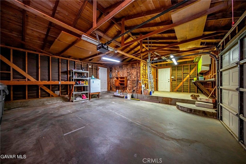 Image 27 of property listing at 2149 E Avenue Q1, Palmdale, CA 93550