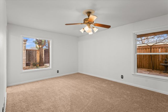 1216 Avenue I, Levelland, TX 79336