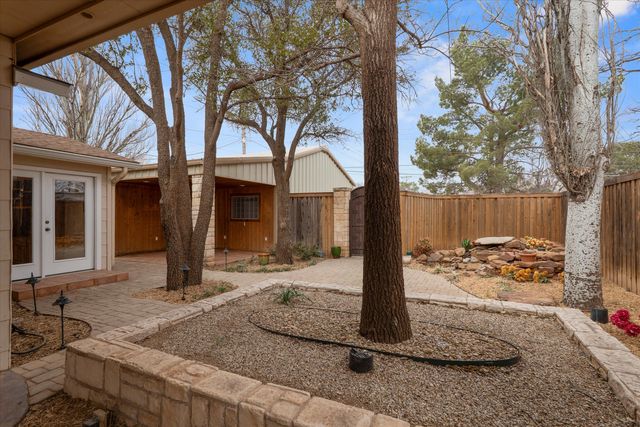 1216 Avenue I, Levelland, TX 79336