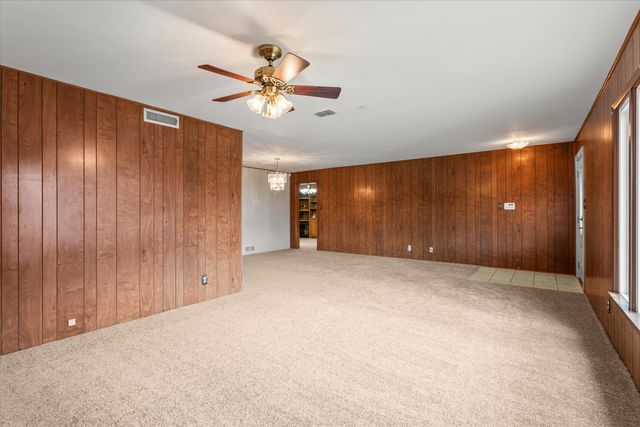 1216 Avenue I, Levelland, TX 79336