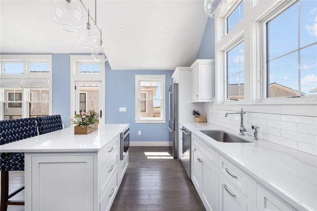 14 East Pointe Court 14, South Kingstown, RI 02879