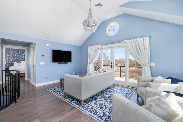 14 East Pointe Court 14, South Kingstown, RI 02879