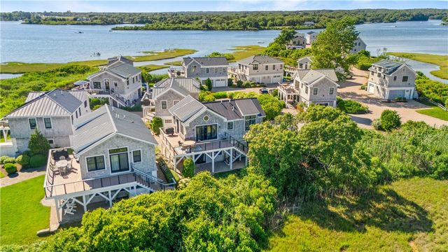 14 East Pointe Court 14, South Kingstown, RI 02879