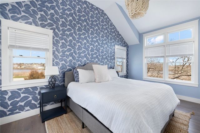 14 East Pointe Court 14, South Kingstown, RI 02879