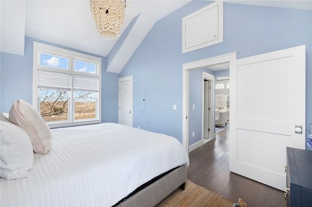 14 East Pointe Court 14, South Kingstown, RI 02879