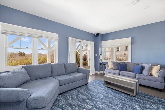 14 East Pointe Court 14, South Kingstown, RI 02879