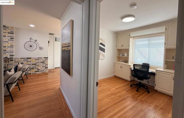 17453 Via Valencia, San Lorenzo, CA 94580