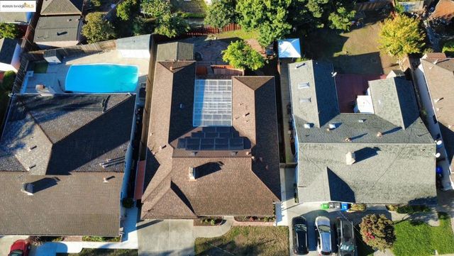 17453 Via Valencia, San Lorenzo, CA 94580