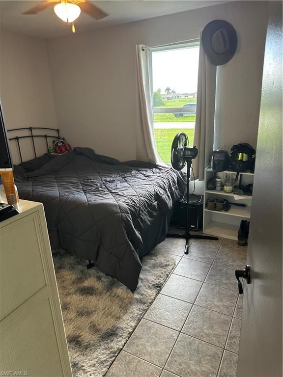 Image 12 of property listing at 2124 NE 7th PL, Cape Coral, FL 33909