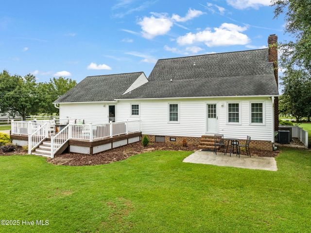 3758 Emma Cannon Road, Ayden, NC 28513