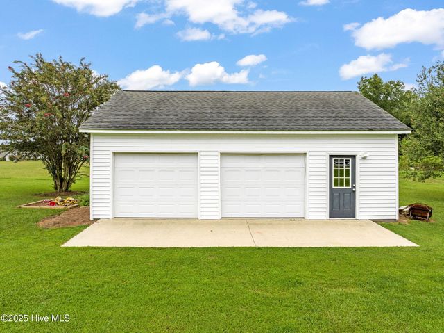 3758 Emma Cannon Road, Ayden, NC 28513