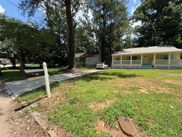 1551 N Columbia Place N, Decatur, GA 30032