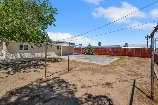 904 E Virginia Way, Barstow, CA 92311