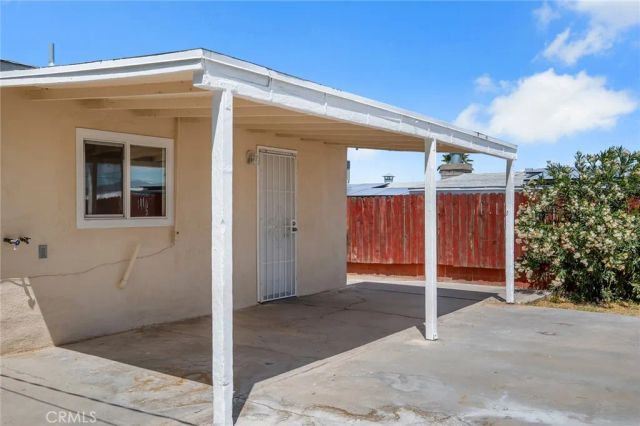904 E Virginia Way, Barstow, CA 92311