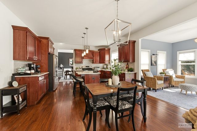 149 N Willowwood Drive, Oswego, IL 60543