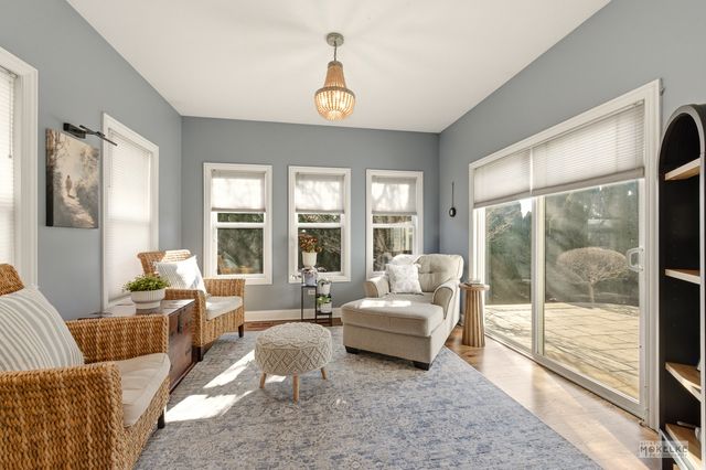 149 N Willowwood Drive, Oswego, IL 60543