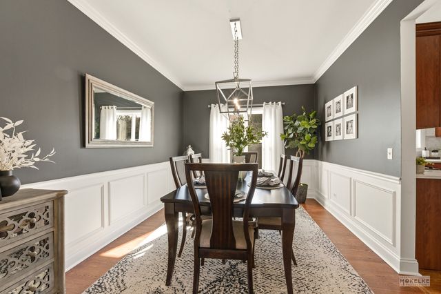 149 N Willowwood Drive, Oswego, IL 60543