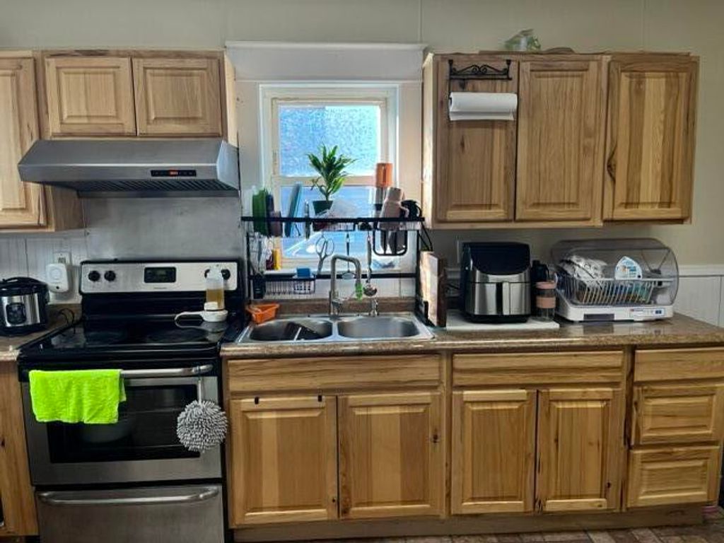 26 Cook Street, Auburn, ME 04210 — photo 2