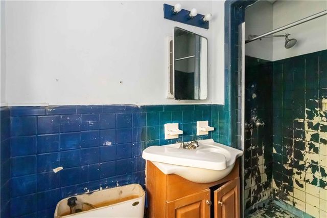 668 Lynn Circle, Atlanta, GA 30311