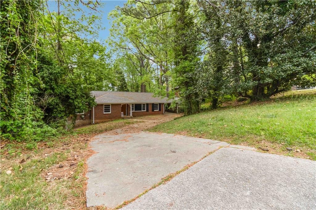 668 Lynn Circle, Atlanta, GA 30311