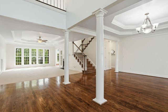 2292 Alexander Blvd, Murfreesboro, TN 37130