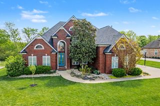 2292 Alexander Blvd, Murfreesboro, TN 37130