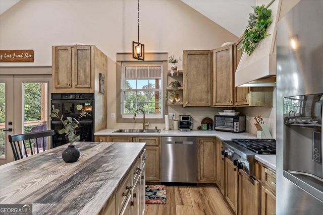 332 Upper Fox Trail, Blairsville, GA 30512