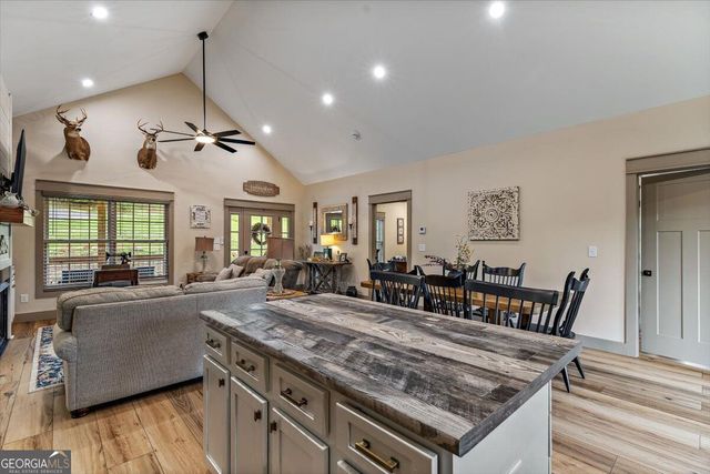 332 Upper Fox Trail, Blairsville, GA 30512