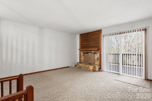 27077 Catamaran Drive, Tega Cay, SC 29708