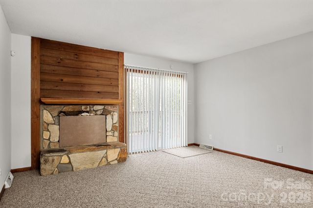 27077 Catamaran Drive, Tega Cay, SC 29708