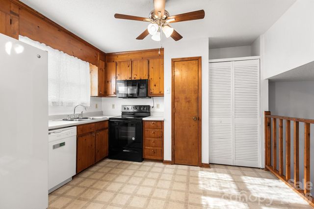 27077 Catamaran Drive, Tega Cay, SC 29708