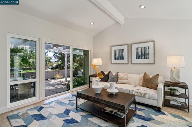 2137 Presidio Ct, Danville, CA 94526