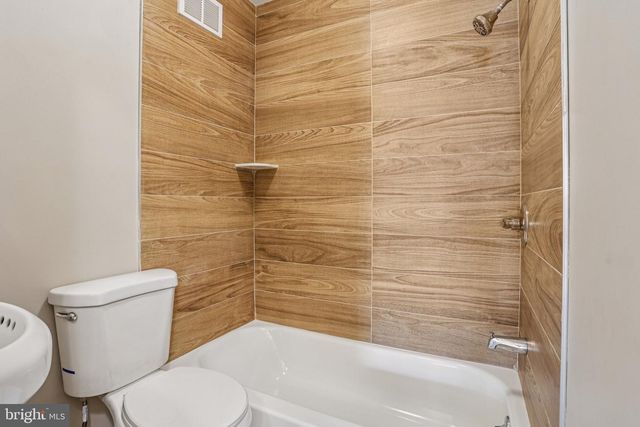 637 KOHN ST, Norristown, PA 19401