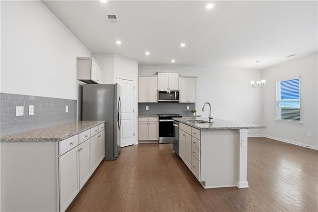 395 Paulownia Circle, Mcdonough, GA 30253