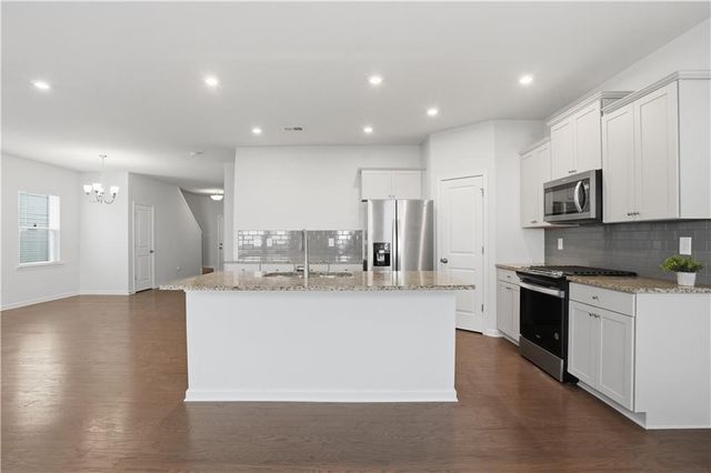 395 Paulownia Circle, Mcdonough, GA 30253