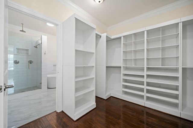 110 Kendall Street, Houston, TX 77003