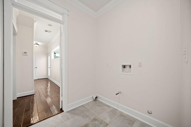110 Kendall Street, Houston, TX 77003