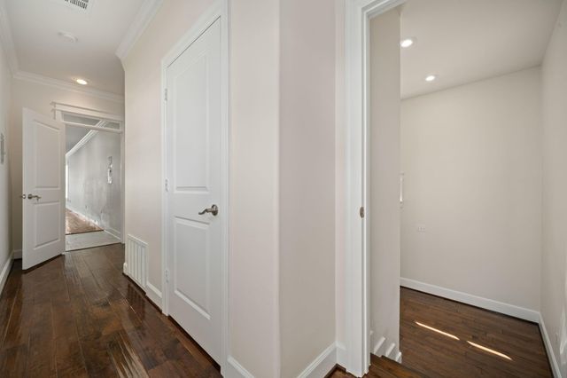 110 Kendall Street, Houston, TX 77003