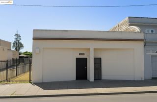 6633 Foothill Blvd, Oakland, CA 94605