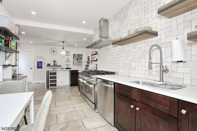 115 Linden Ave, Clifton City, NJ 07014