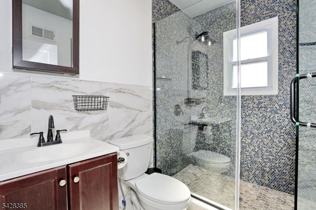 115 Linden Ave, Clifton City, NJ 07014