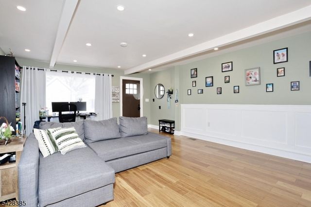 115 Linden Ave, Clifton City, NJ 07014