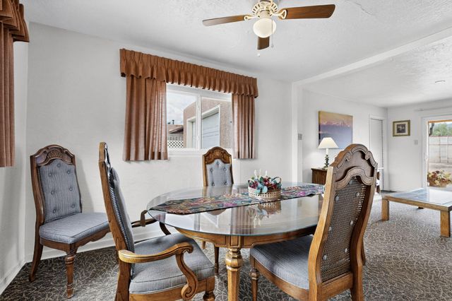 3010 General Chennault NE, Albuquerque, NM 87111