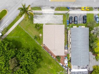5829 Taylor Street, Hollywood, FL 33021