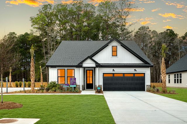 224 Creek Pointe Drive, Moncks Corner, SC 29461