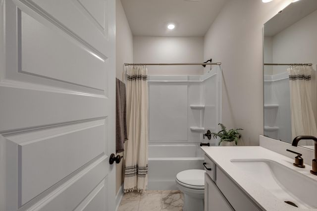 224 Creek Pointe Drive, Moncks Corner, SC 29461